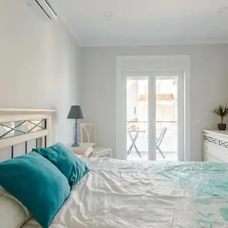 Brisamarvilas Sea View, 5 Min Walk To Town & 12e13 Ferienhaus *