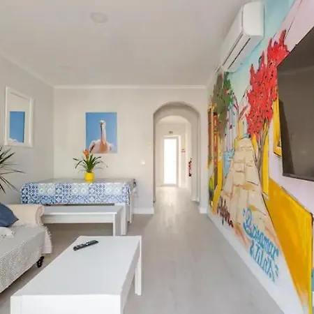 Brisamarvilas Sea View, 5 Min Walk To Town & 12e13 *