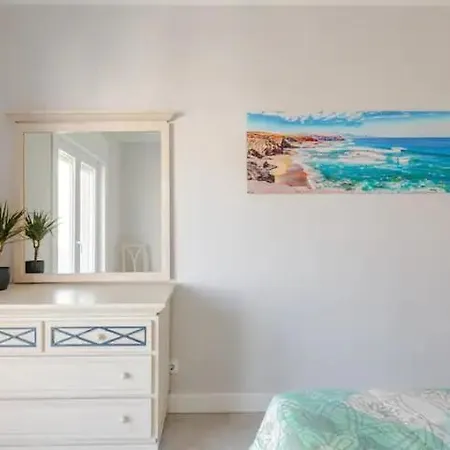 Brisamarvilas Sea View, 5 Min Walk To Town & 12e13